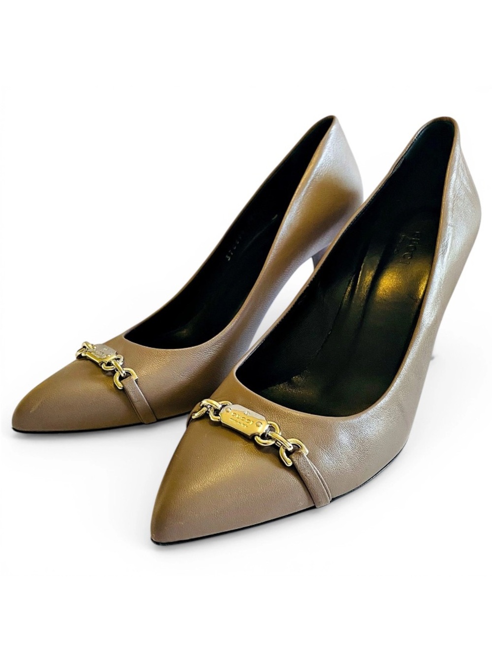 🛍️ Gucci Authentic Molaita Court Pump with Ornament in Mauve Nappa Leather